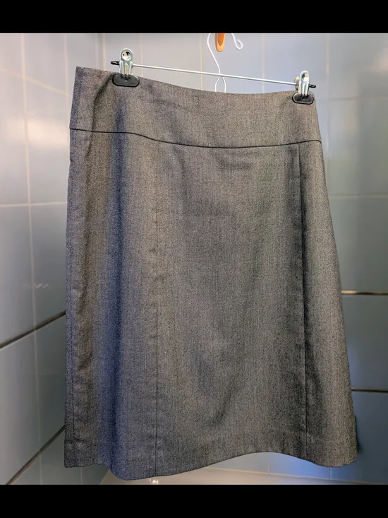 Jones New York Gray Two-Piece Skirt Suit - Picture 7 of 11